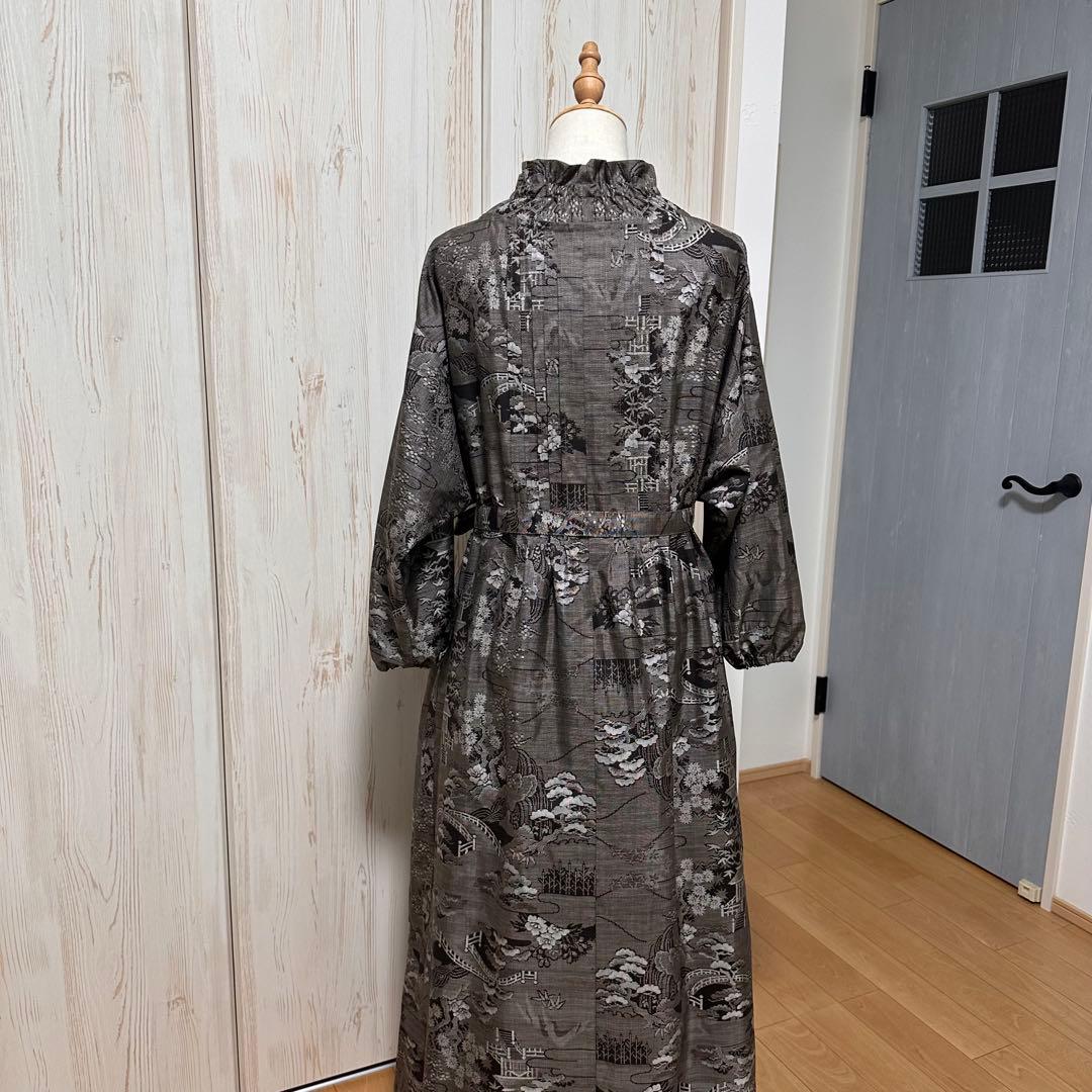 着物リメイク 大島紬(9マルキ)からピンタックの襟ギャザーワンピース(L)