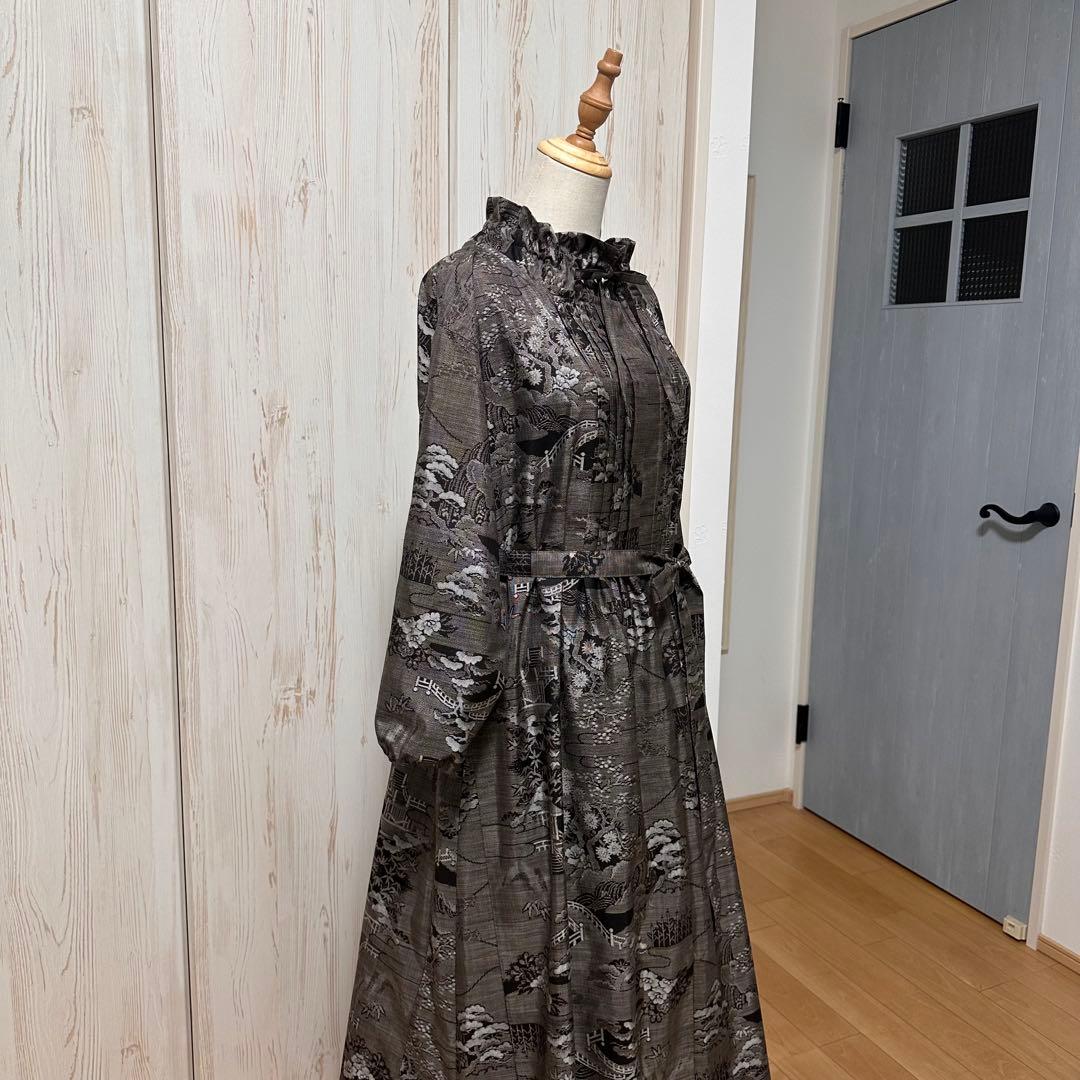 着物リメイク 大島紬(9マルキ)からピンタックの襟ギャザーワンピース(L)