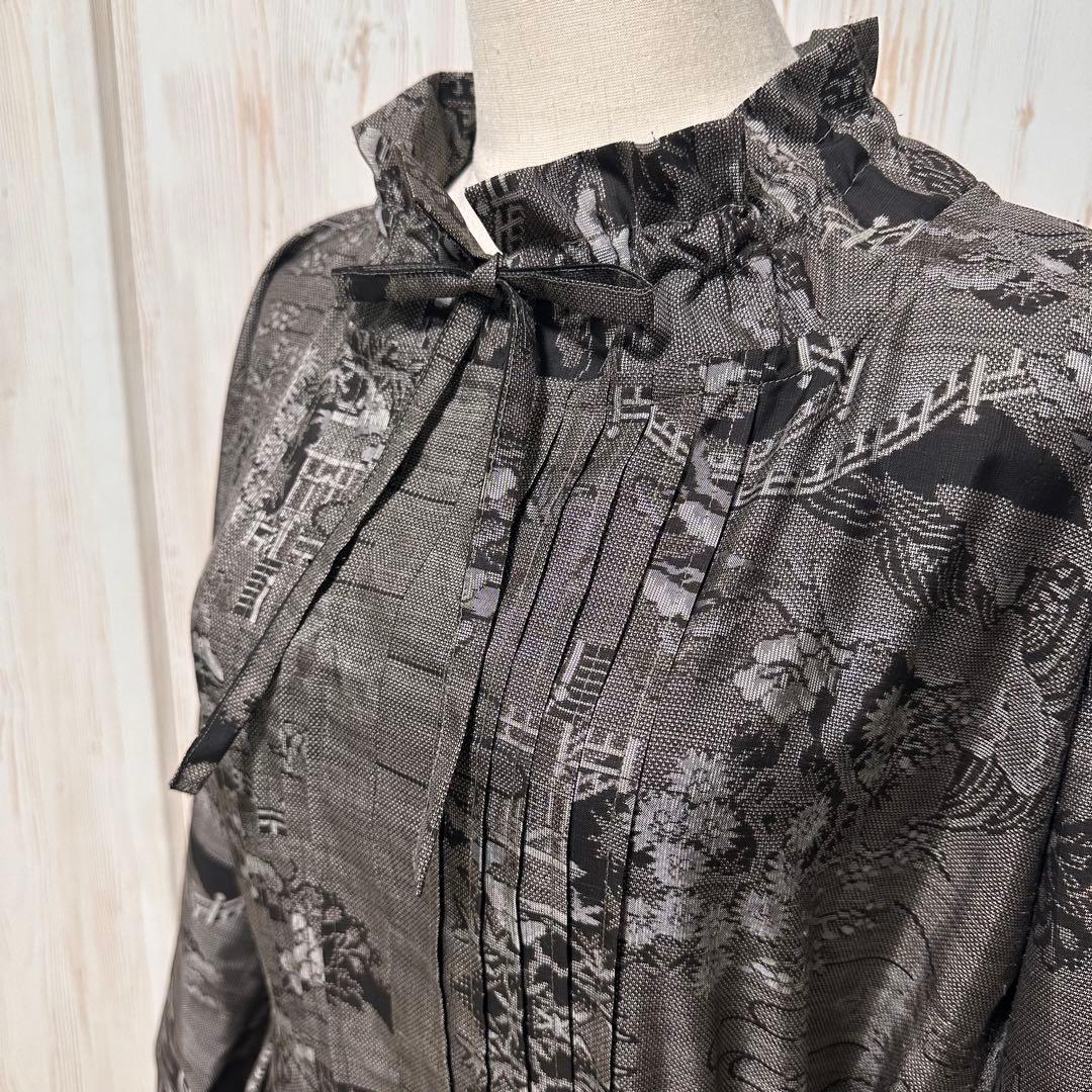 着物リメイク 大島紬(9マルキ)からピンタックの襟ギャザーワンピース(L)