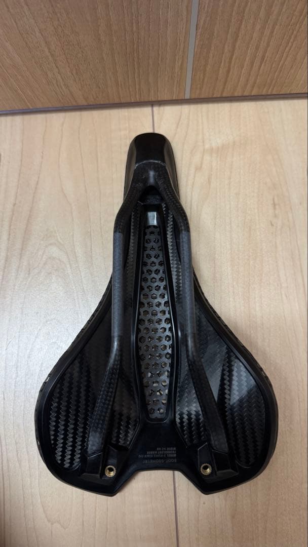 S-Works Romin Evo Mirror 143mm サドル