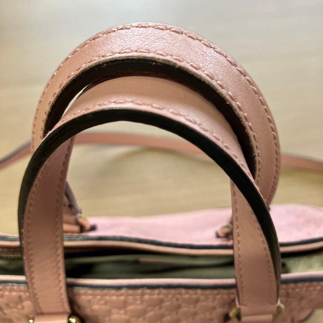 GUCCI ピンクレザーショルダーバッグ