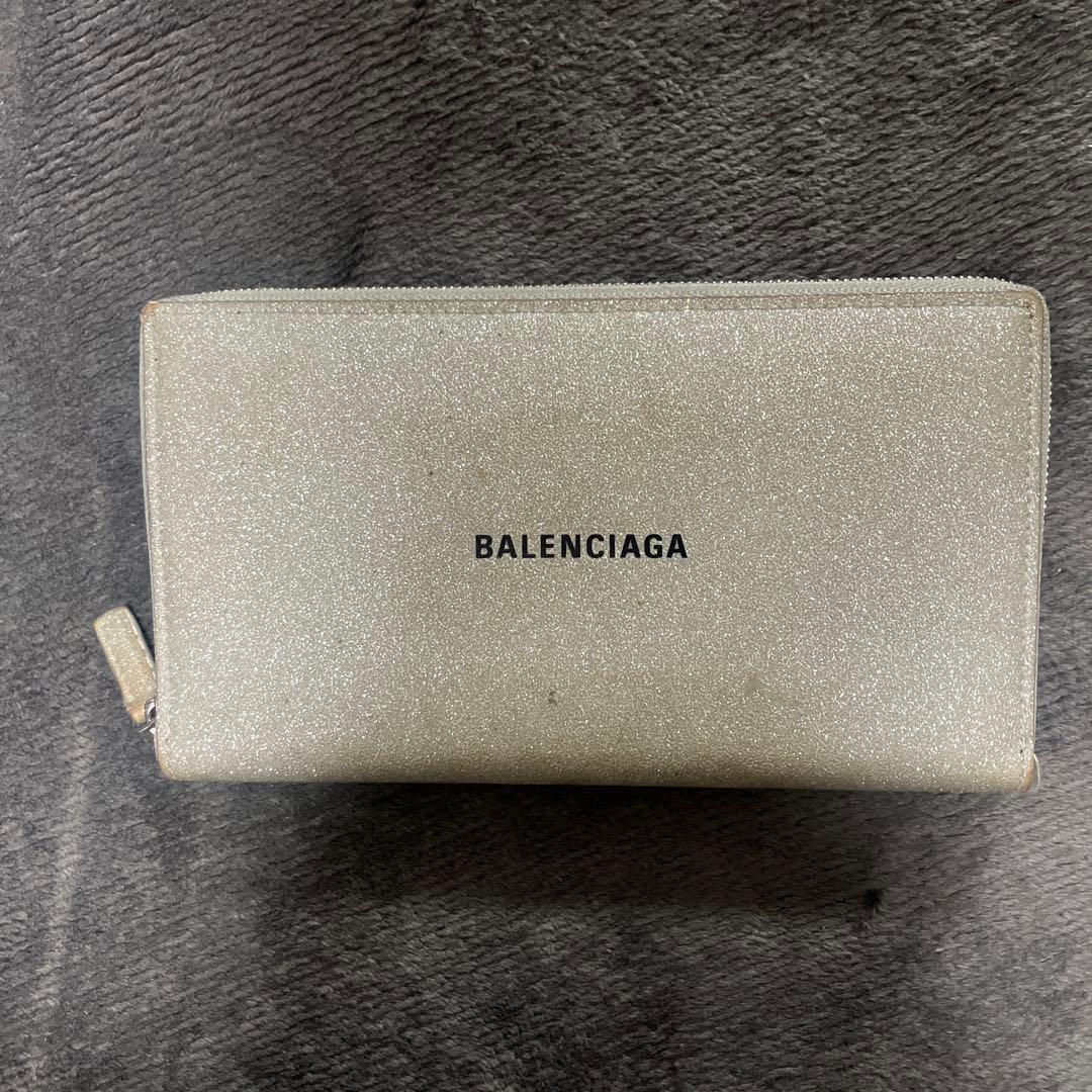 バレンシアガ　長財布　グリッター　キラキラ　銀色　シルバー
