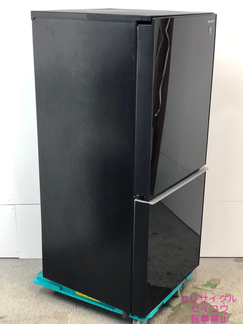 【中古】シャープ冷蔵庫 137L 2020年式2511231603