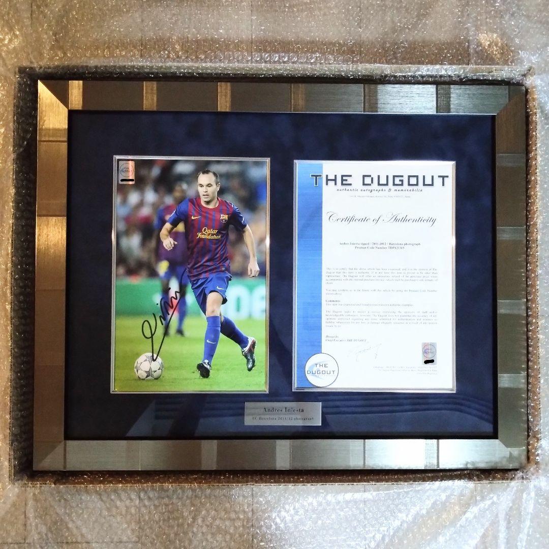 イニエスタ　直筆サイン入りフォト 2011-2012 バルセロナ