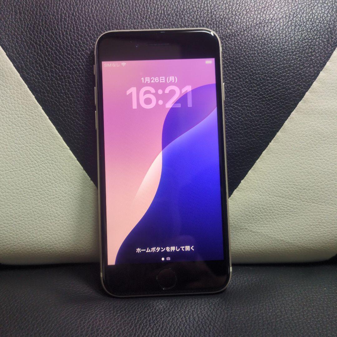 73　iPhone　se3 第3世代　64gb SIMフリー　白　ホワイト