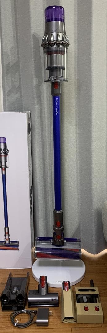 【美品】ダイソン dyson V11 SV14　未使用アクセサリ付　分解清掃済