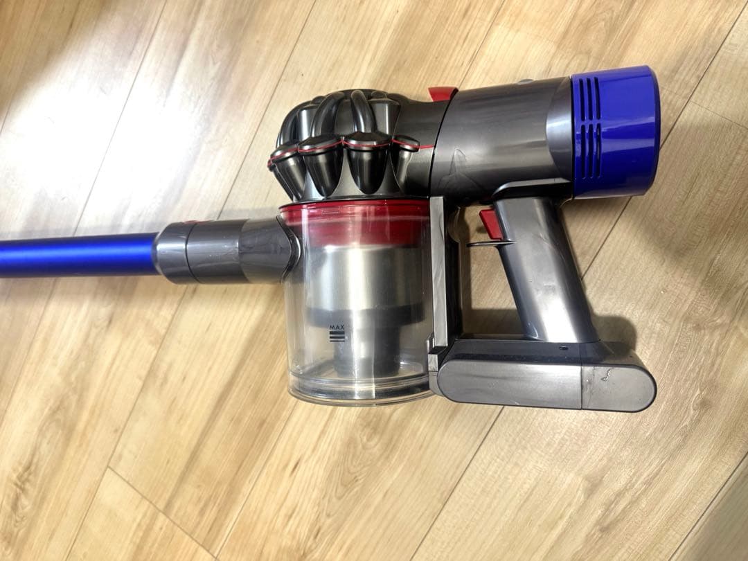 Dyson v7 fluffy コードレス掃除機