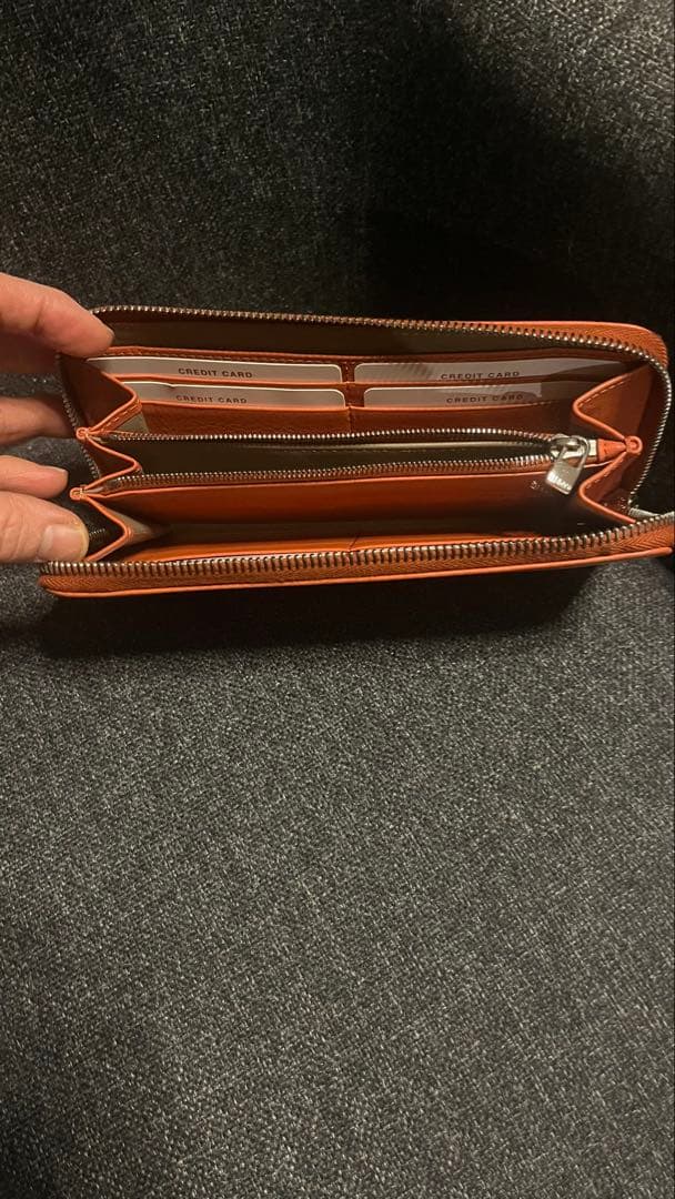 未使用品　ヒロフ　長財布 ラウンドファスナー レザーロング ウォレット 本革