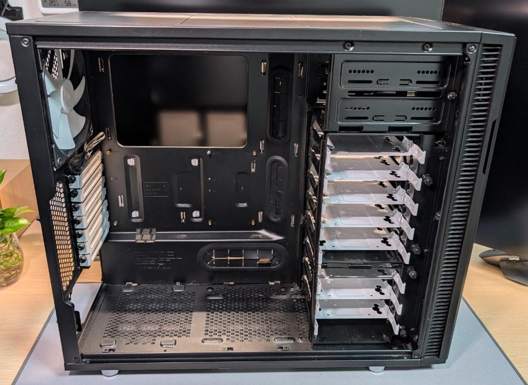 Fractal Design Define R5 PCケース