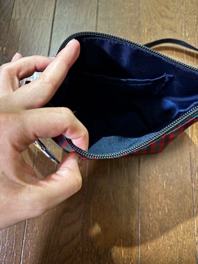 ファミリア　舟形ポシェット　赤