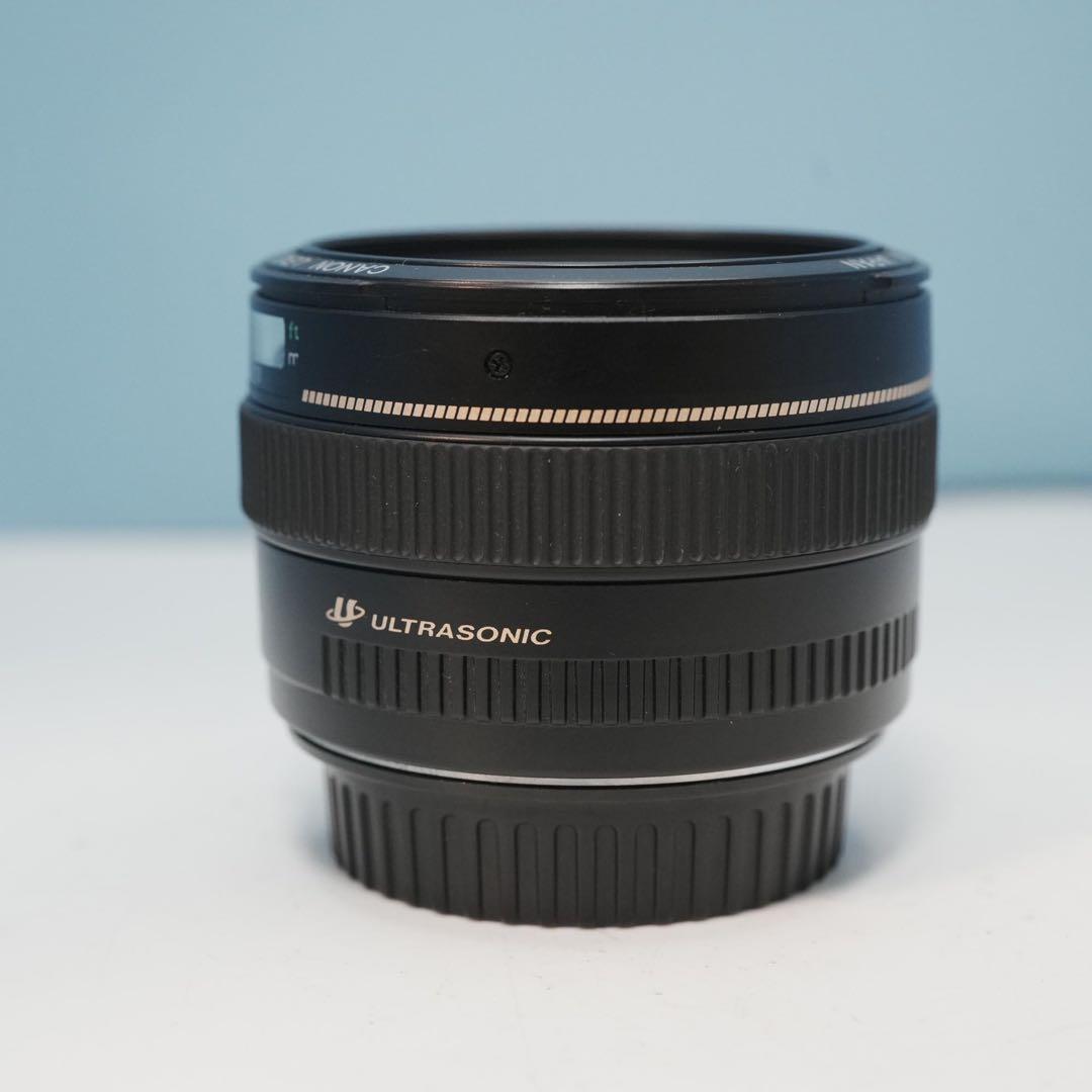Canon純正 50mm F1.4 標準レンズ 美品 a4731