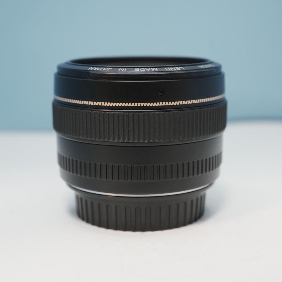 Canon純正 50mm F1.4 標準レンズ 美品 a4731