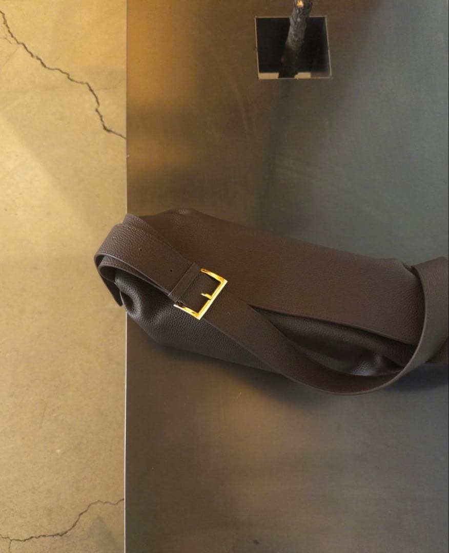 Benjamin ショルダーバッグ