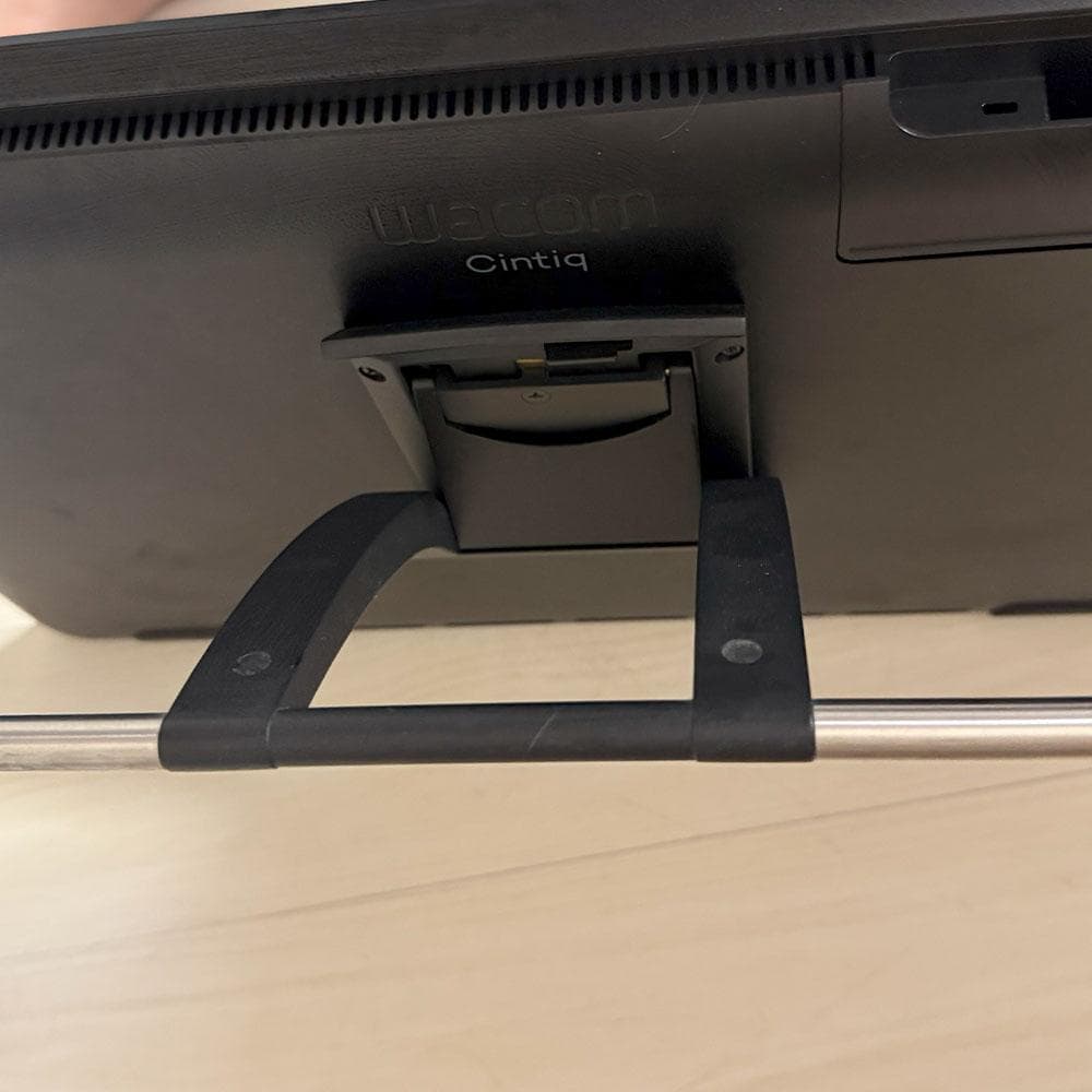 Wacom Cintiq 22本体（2021年製 液晶ペンタブレット）