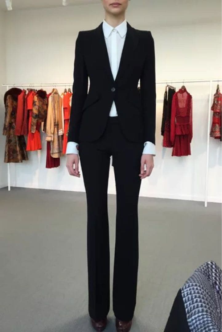 ALEXANDER McQUEEN ブラックスラックス 38