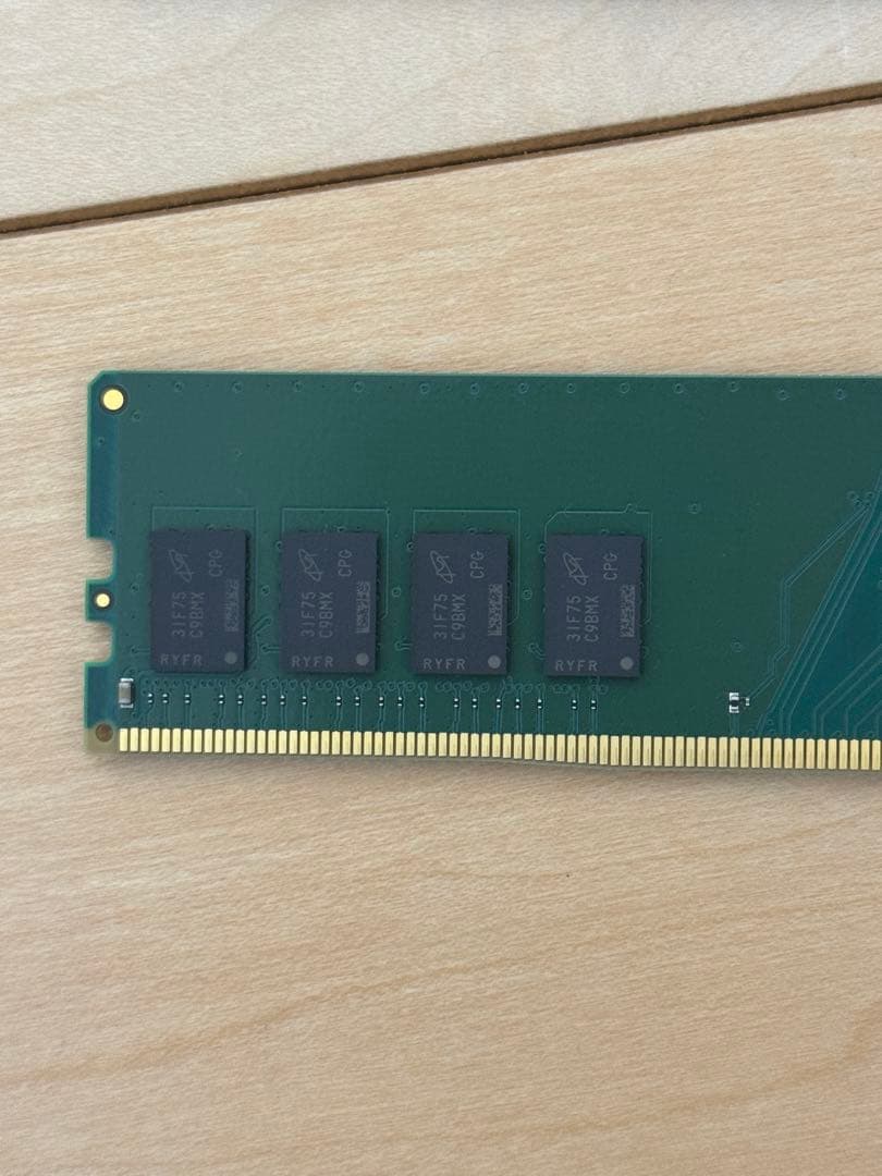 m*o様 Crucial DDR4-3200 16GB 4枚　計64GB