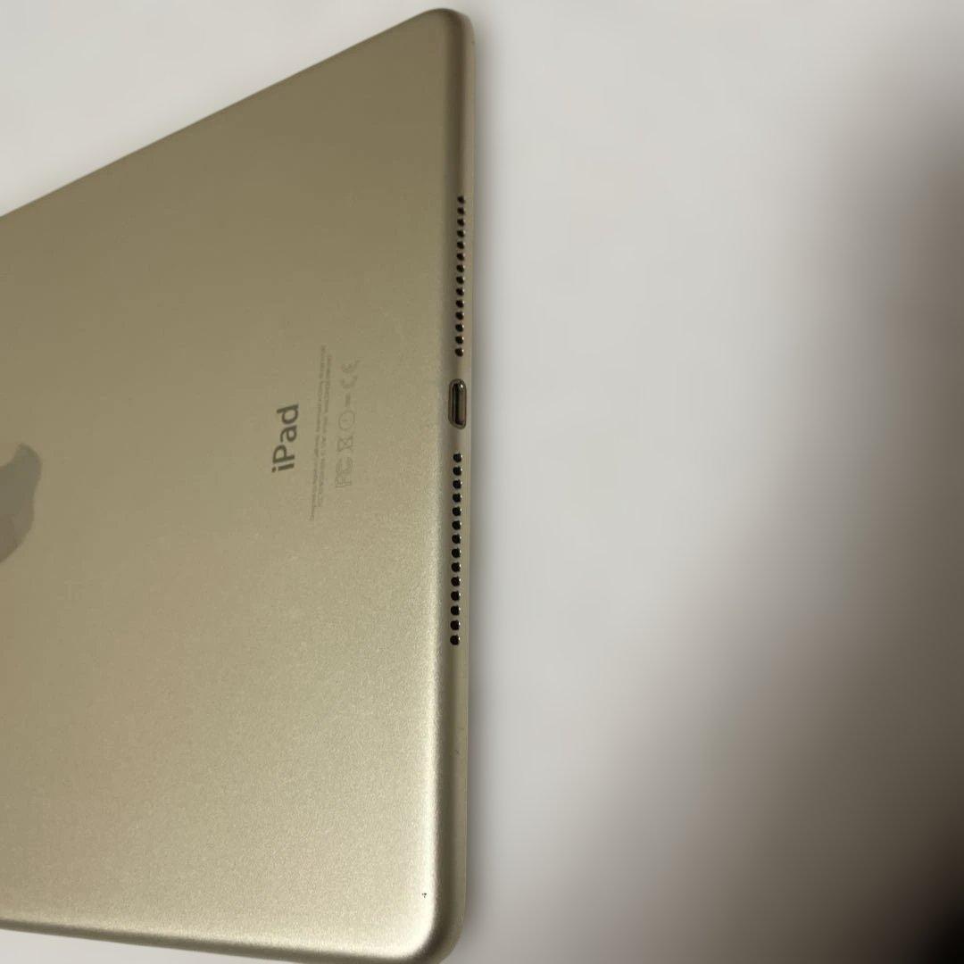 R*s様 Apple iPad Air 2 128GB ホワイト　バッテリー97