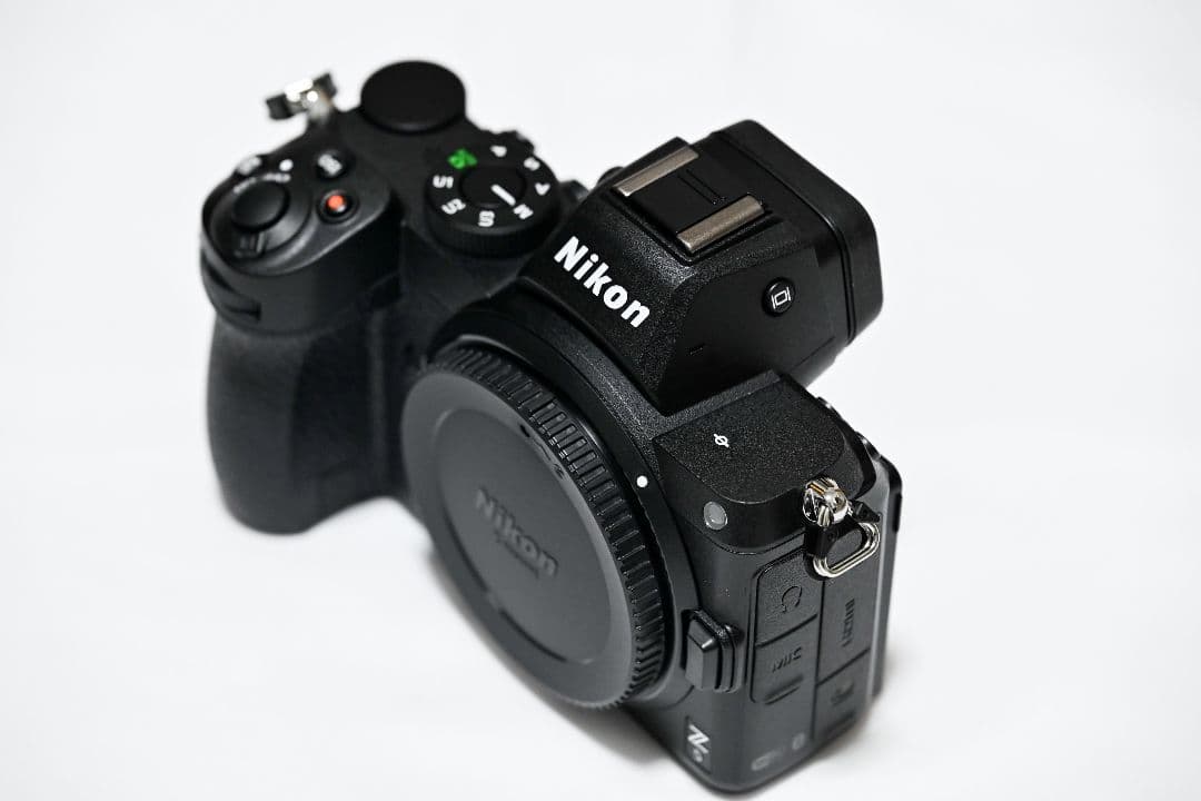 撮影500回以下 Nikon Z 5 ミラーレス一眼カメラ 24-50mmキット