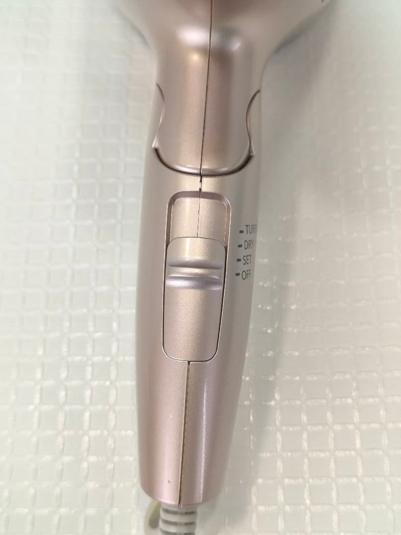 2021年製 PANASONIC　パナソニックドライヤー　EH-NA9G