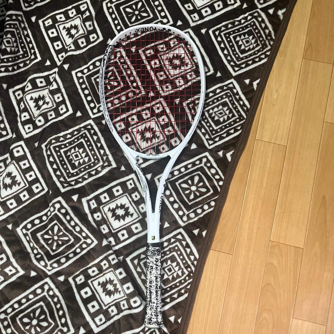 XINNO テニスラケット ホワイト70S