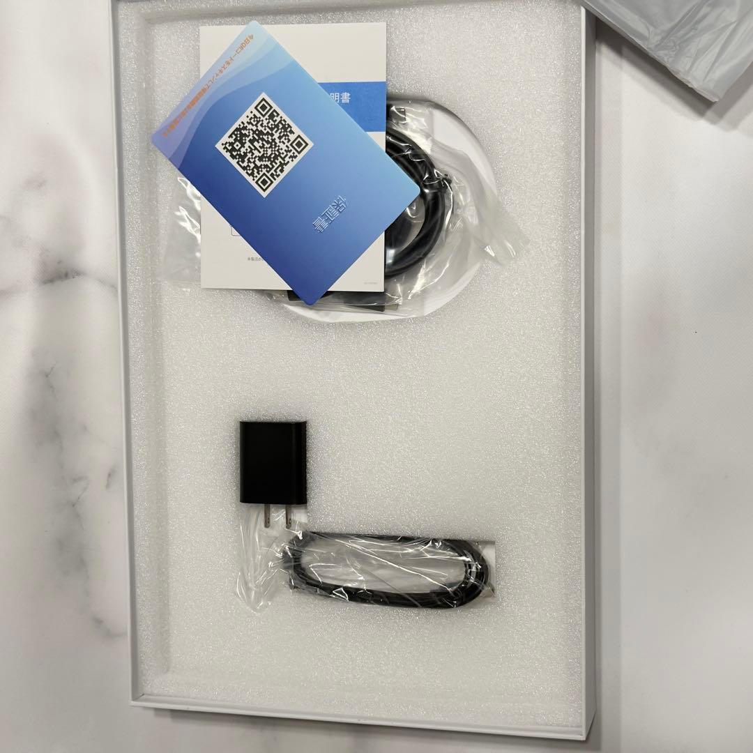 15.6インチ モバイルモニター 未使用品 フルHD