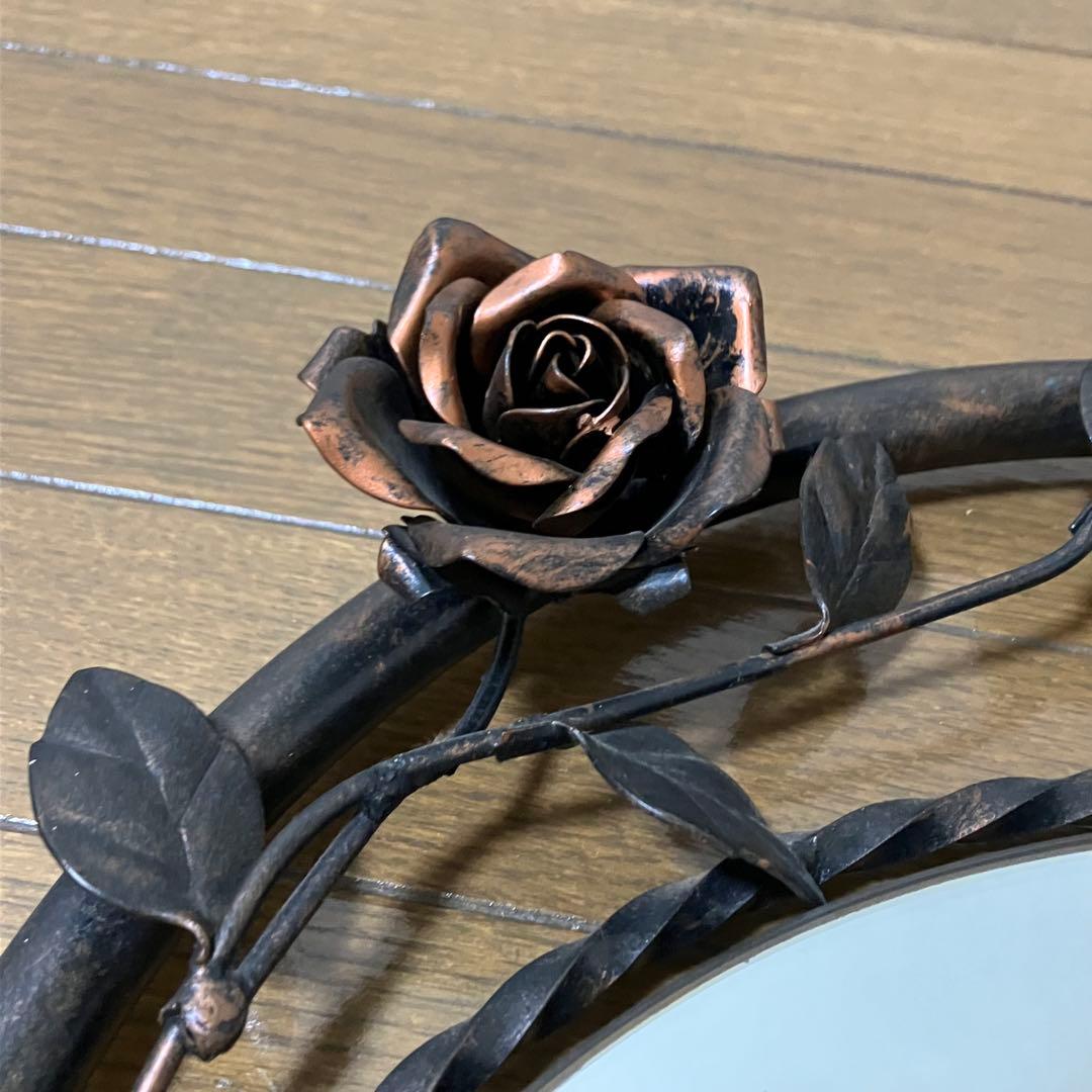 薔薇のアンティークミラー・フラワーデコレーションミラー・鏡・レトロアイアンミラー