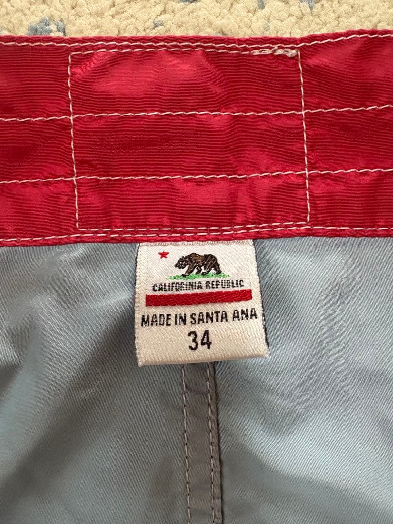 birdweel レッド ビーチショーツ