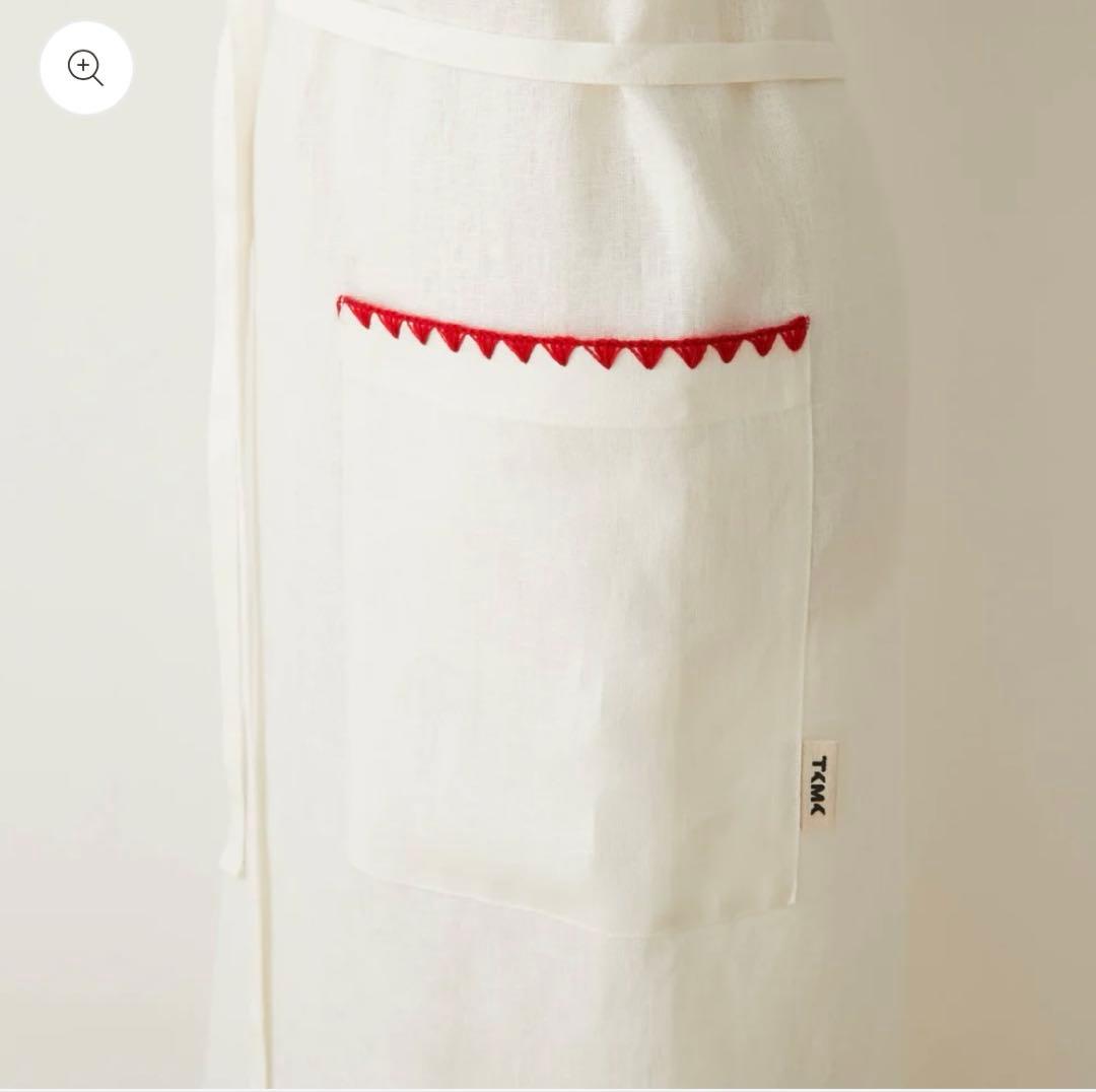 ⭐︎完売品⭐︎滝沢眞規子　タキタキ　新品　エプロン　ホワイト✖️レッド　TKMK