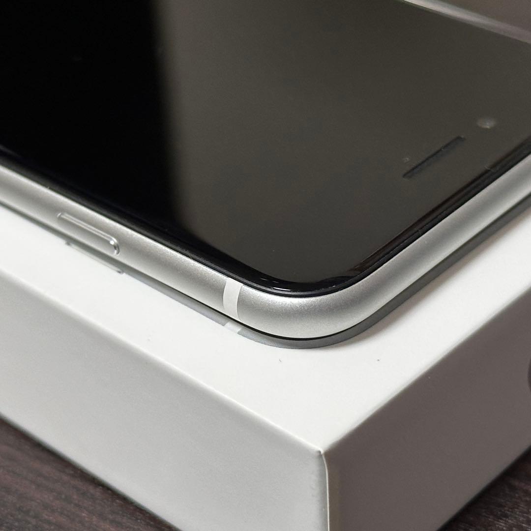 【特美品】iPhone SE（第2世代）64GB ホワイト