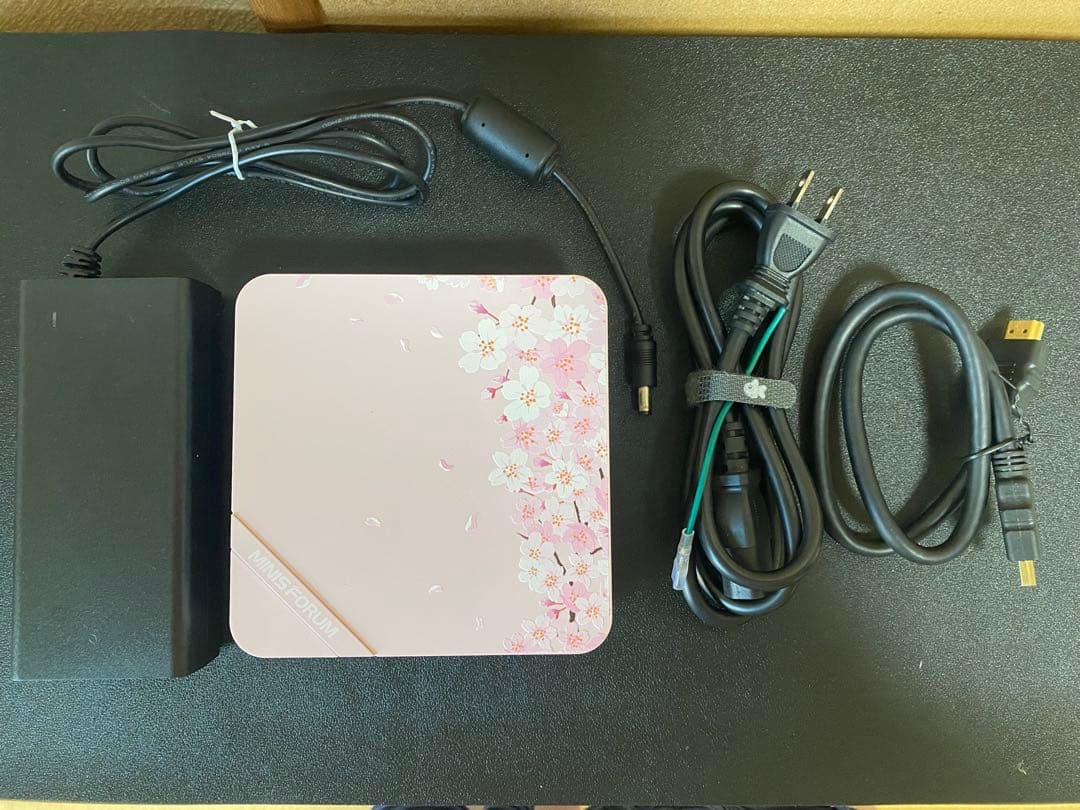MINISFORUM UM773SE 桜エディション ミニPC