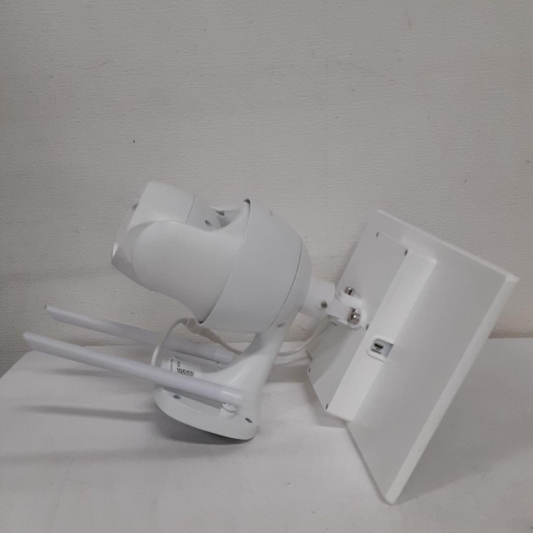 ソーラーパネル付き防犯カメラ　1107-015