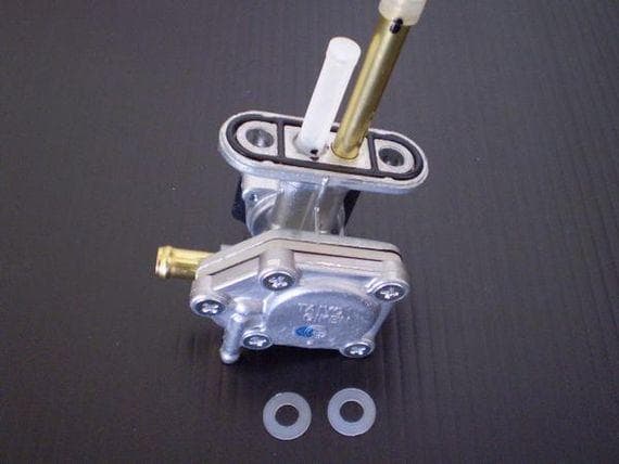 ☆純正ガソリンコック　ワッシャ付　ゼファー400/χ/1100