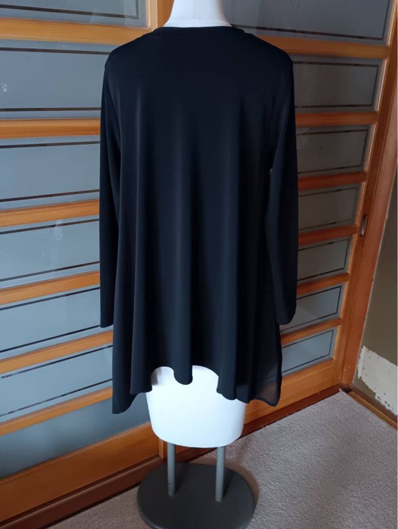 トクコプルミェヴォルト　Aラインチュニック