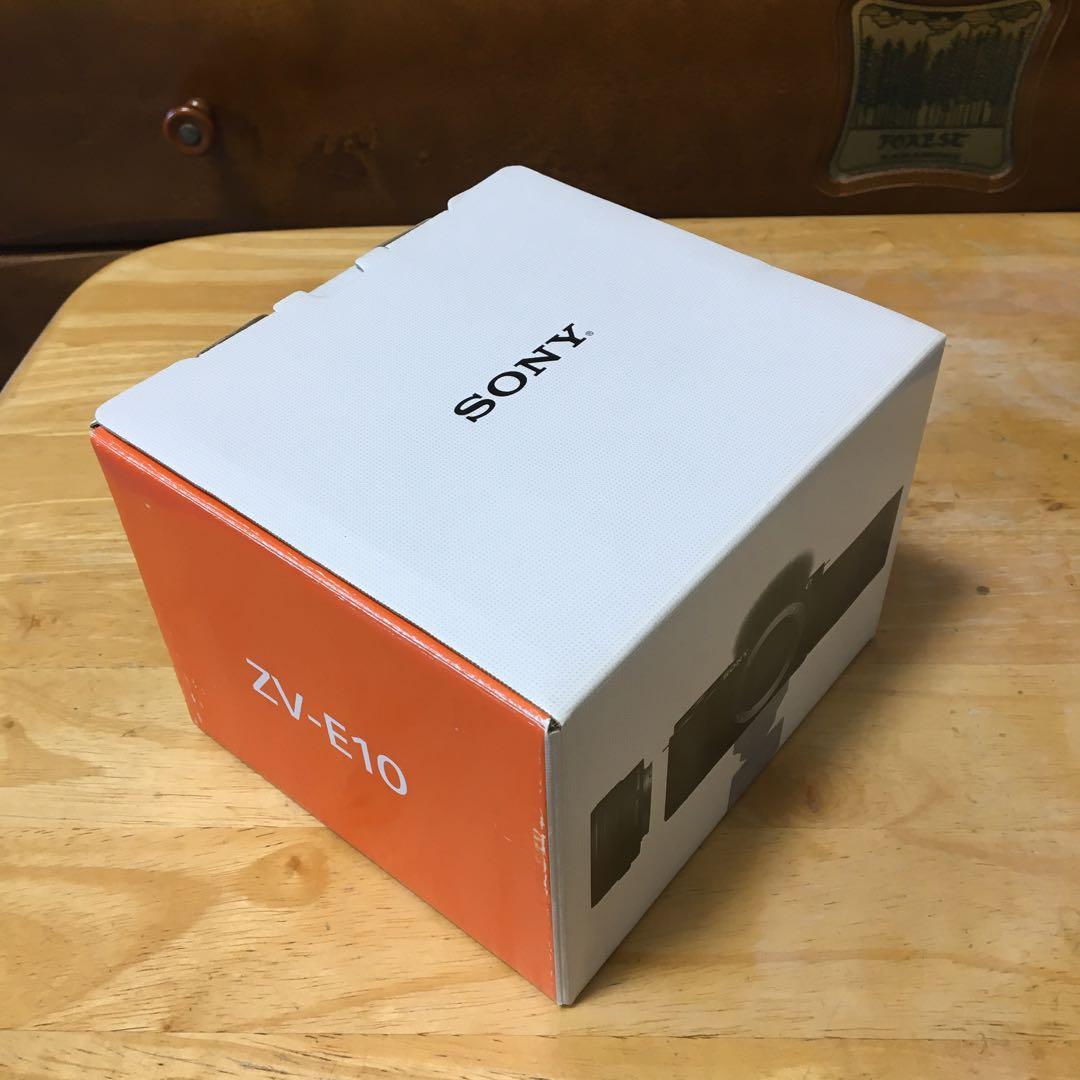 ショット数71枚！ほぼ新品！SONY ZV-E10ボディ ミラーレス一眼カメラ