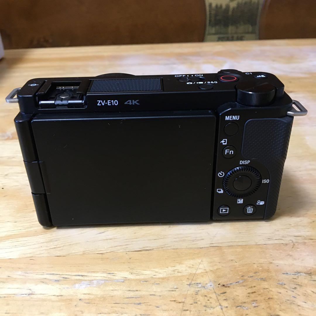 ショット数71枚！ほぼ新品！SONY ZV-E10ボディ ミラーレス一眼カメラ