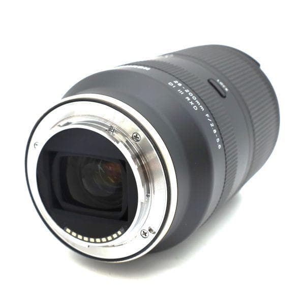 ほぼ新品■TAMRON28-200mm F/2.8-5.6 Model A071