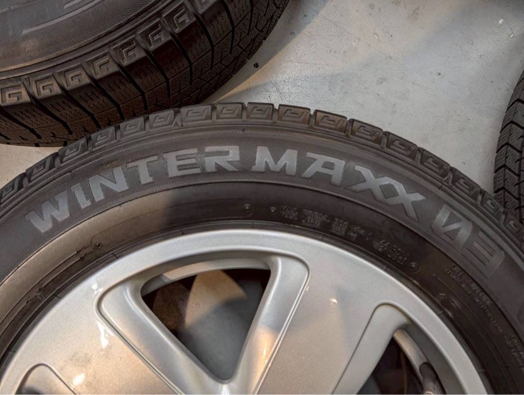 【最終値下げ】MINI F60 クロスオーバー スタッドレスタイヤホイールセット