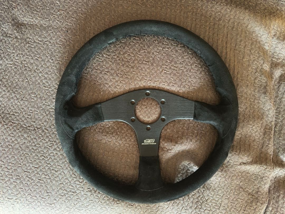 正規　無限 ステアリング 35π MOMO