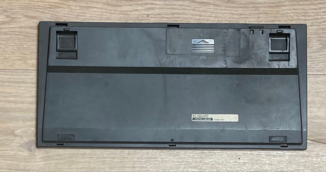 FUJITSU FM77 AUDIO & VISUAL 本体 キーボード