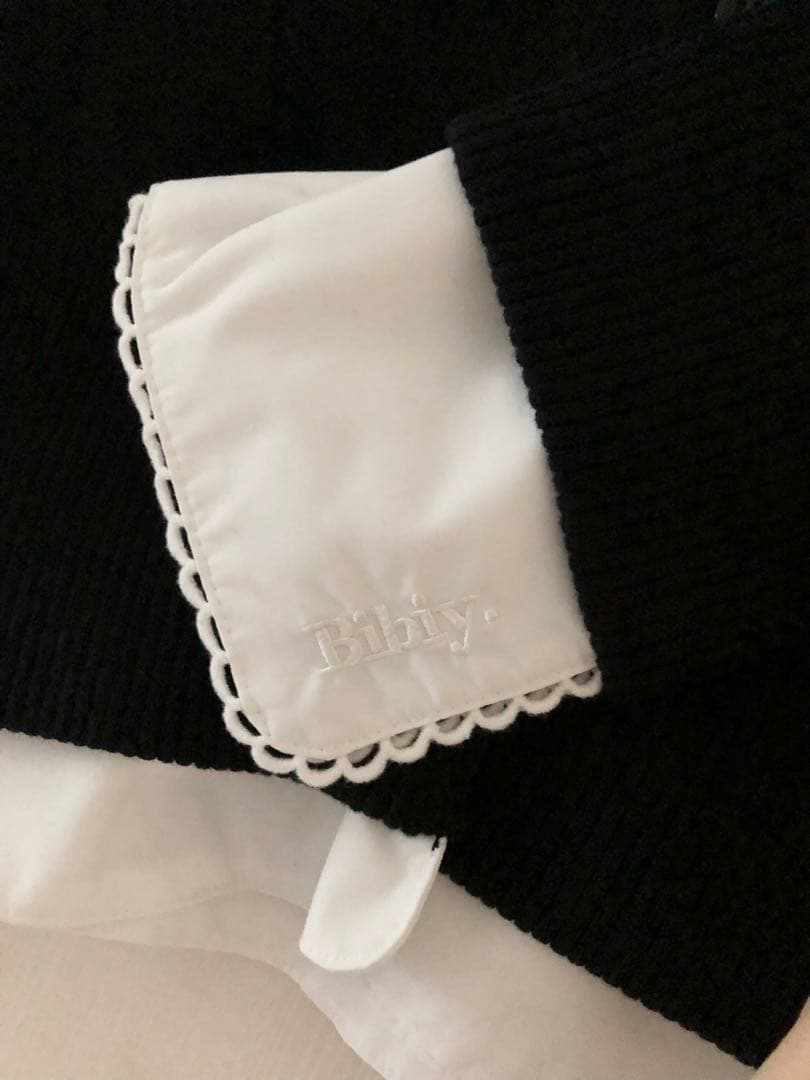 新品 Bibiy. PATTY PILGRIM TOP ブラック　カーディガン