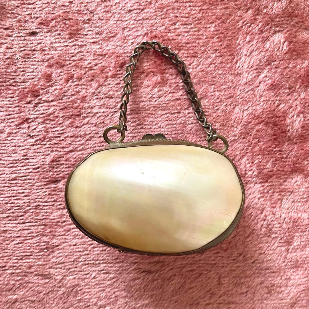 チェーン付きマザーオブパールシンブルケース　白蝶貝　ドール　フランスアンティーク