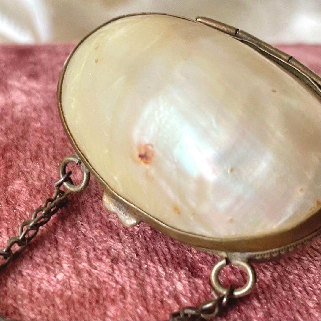 チェーン付きマザーオブパールシンブルケース　白蝶貝　ドール　フランスアンティーク