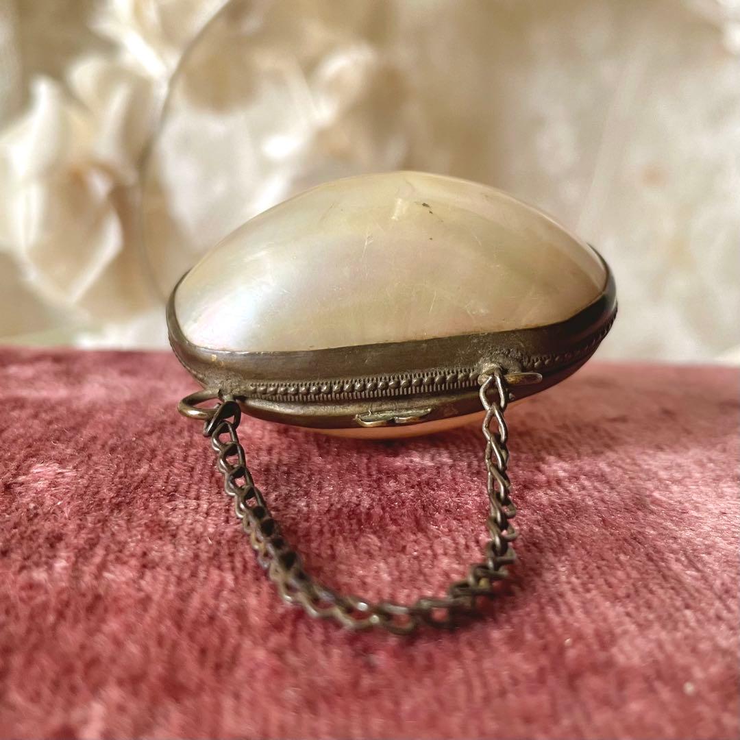 チェーン付きマザーオブパールシンブルケース　白蝶貝　ドール　フランスアンティーク