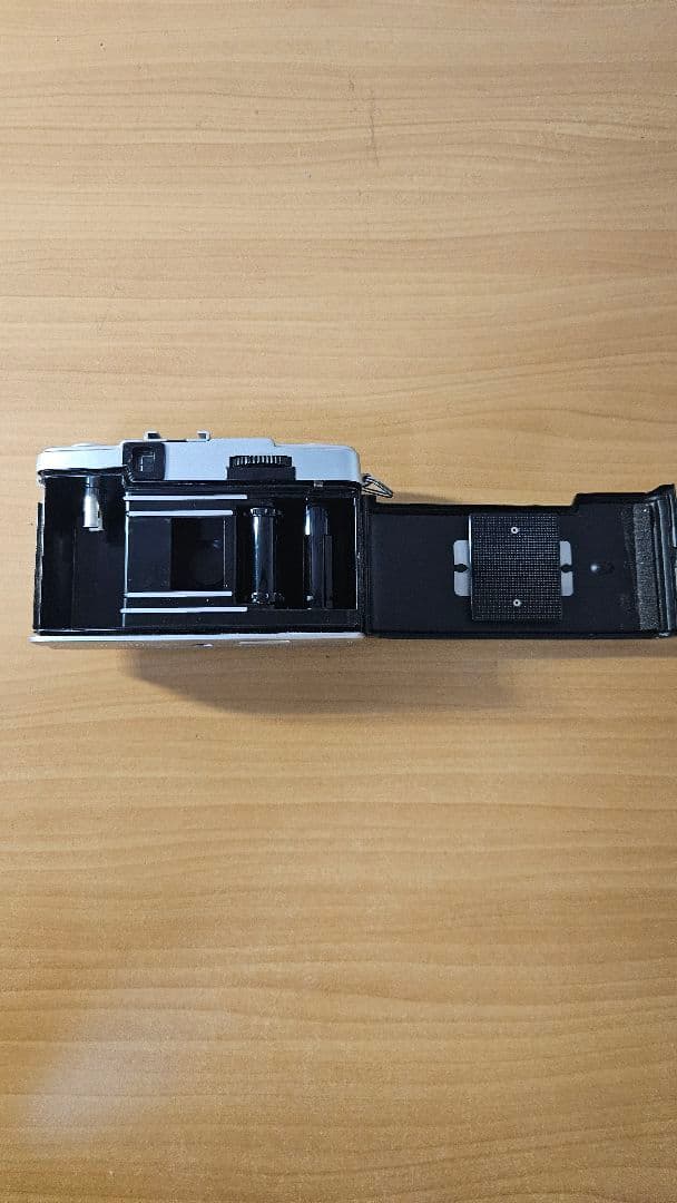 フィルムカメラ OLYMPUS PEN EE3