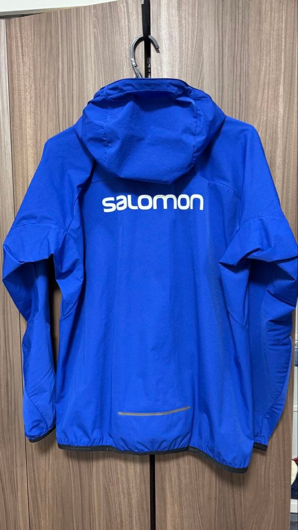 オンヨネ　Salomonワッペン、 プリント入り　ウィンブレ　Lサイズ
