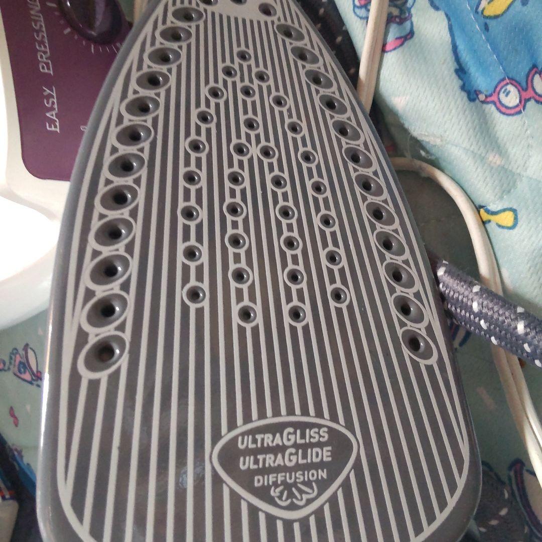 ティファール　スチームアイロン　イージープレシング GV5240J0