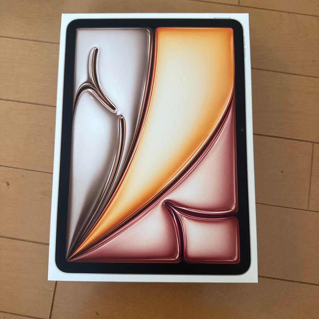 Apple iPad Air スターライト 本体