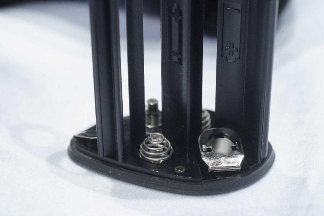 ニコンF100　ワンオーナー　AFニッコール35ミリF2つき　カメラ使用僅少美品