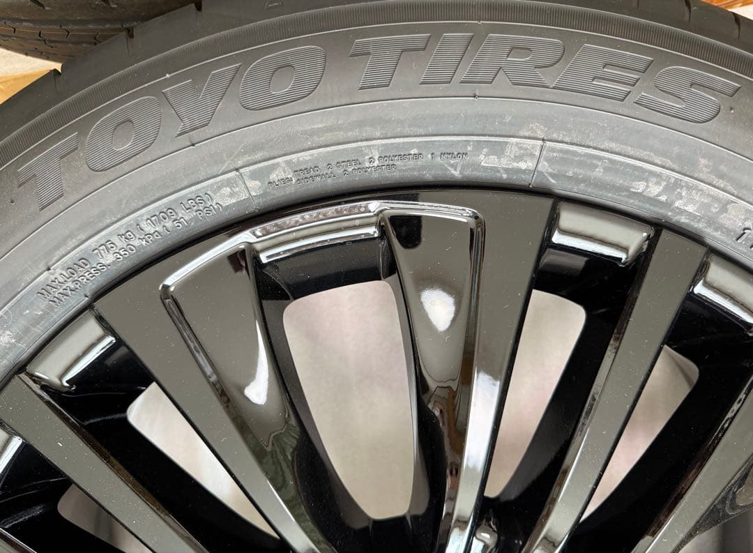 ハリアー 80 タイヤホイール 新車外し ナイトシェード 純正