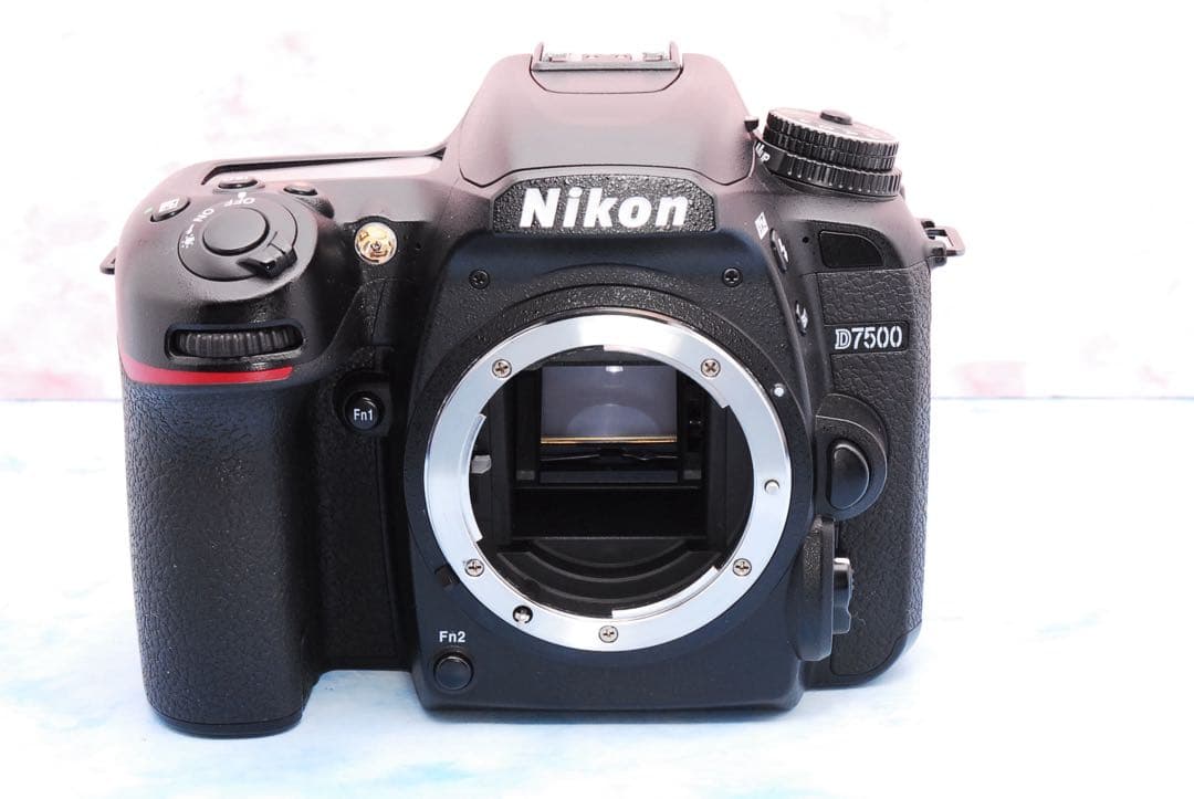 スマホ転送OK★Nikon D7500★一眼レフカメラ★レンズ3本★高性能